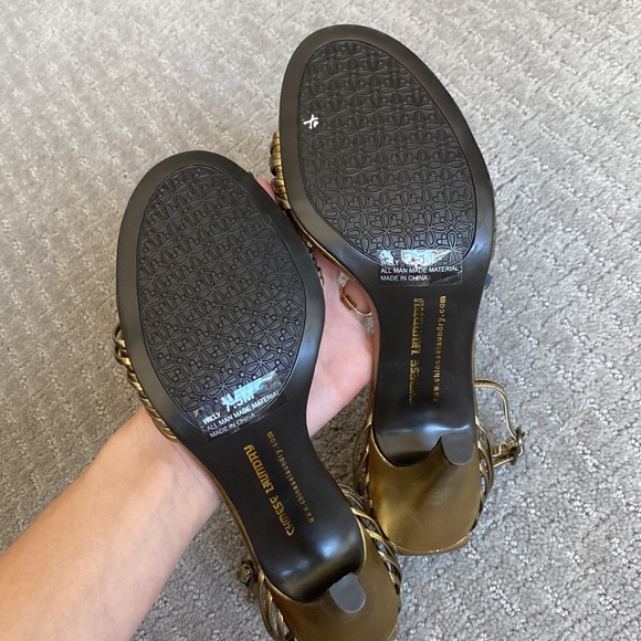 Chinese Laundry Bronze Heels - Picture 6 of 7
